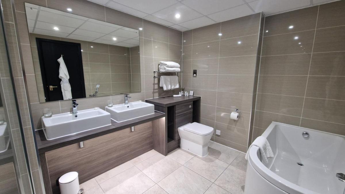Coppid Beech - Housity