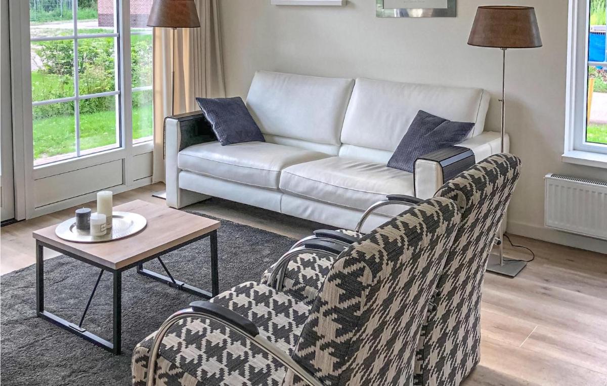 Amazing Home In Hoge Hexel With Kitchen - Housity