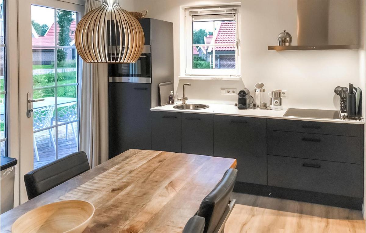 Amazing Home In Hoge Hexel With Kitchen - Housity