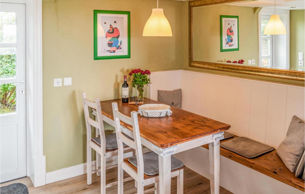 2 Bedroom Amazing Home In Emmelsbüll-Horsbüll - Housity
