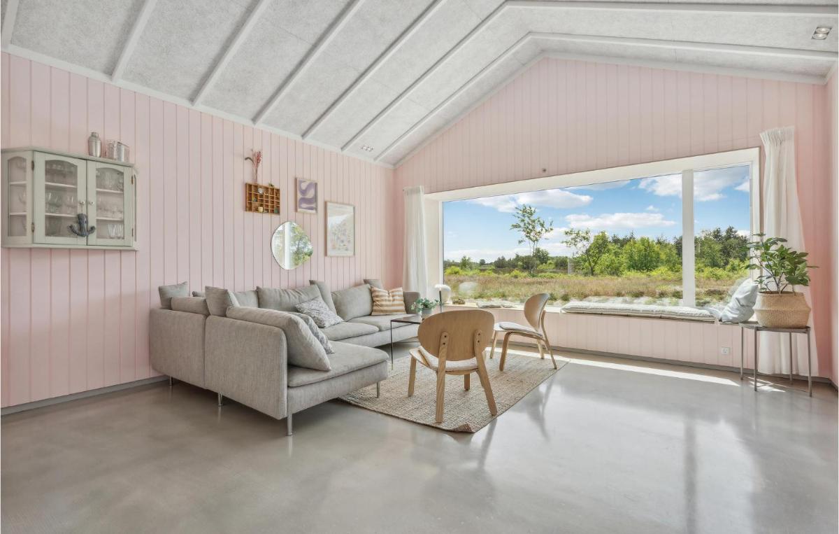 Beautiful Home In Tarm With Sauna - Housity