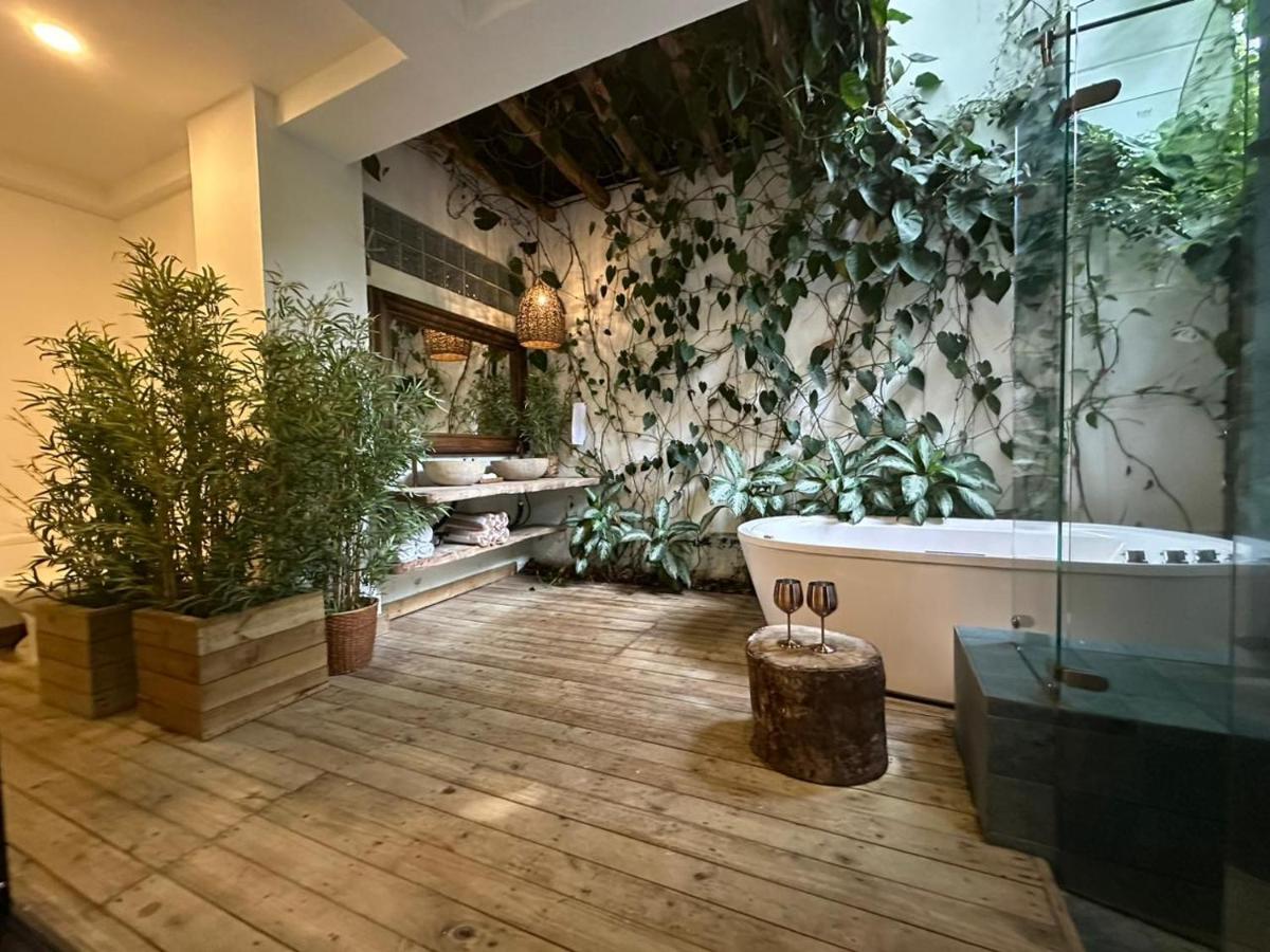 El Bosque Hotel Boutique - Housity