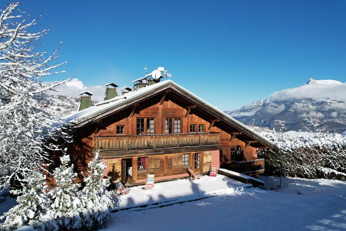 L'établissement Magic Megève Bois en hiver