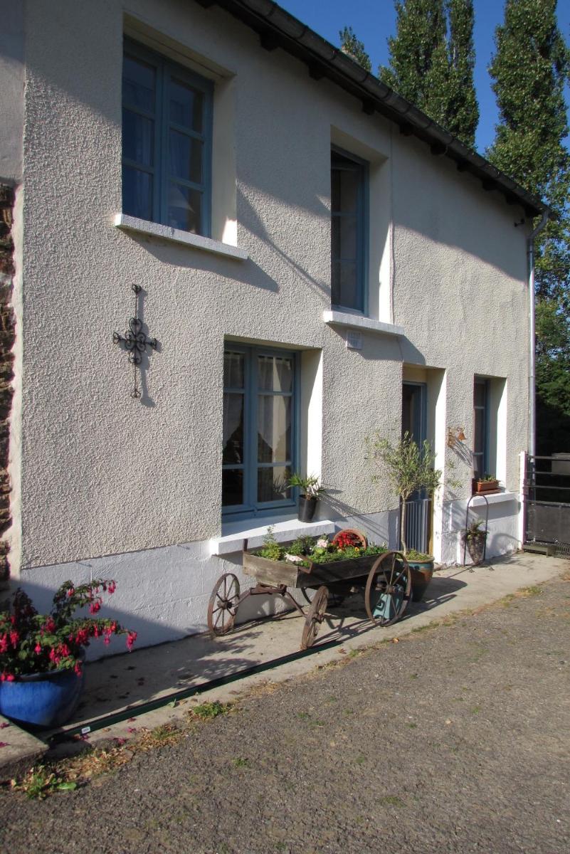 Mille Fleurs Cottage - Housity