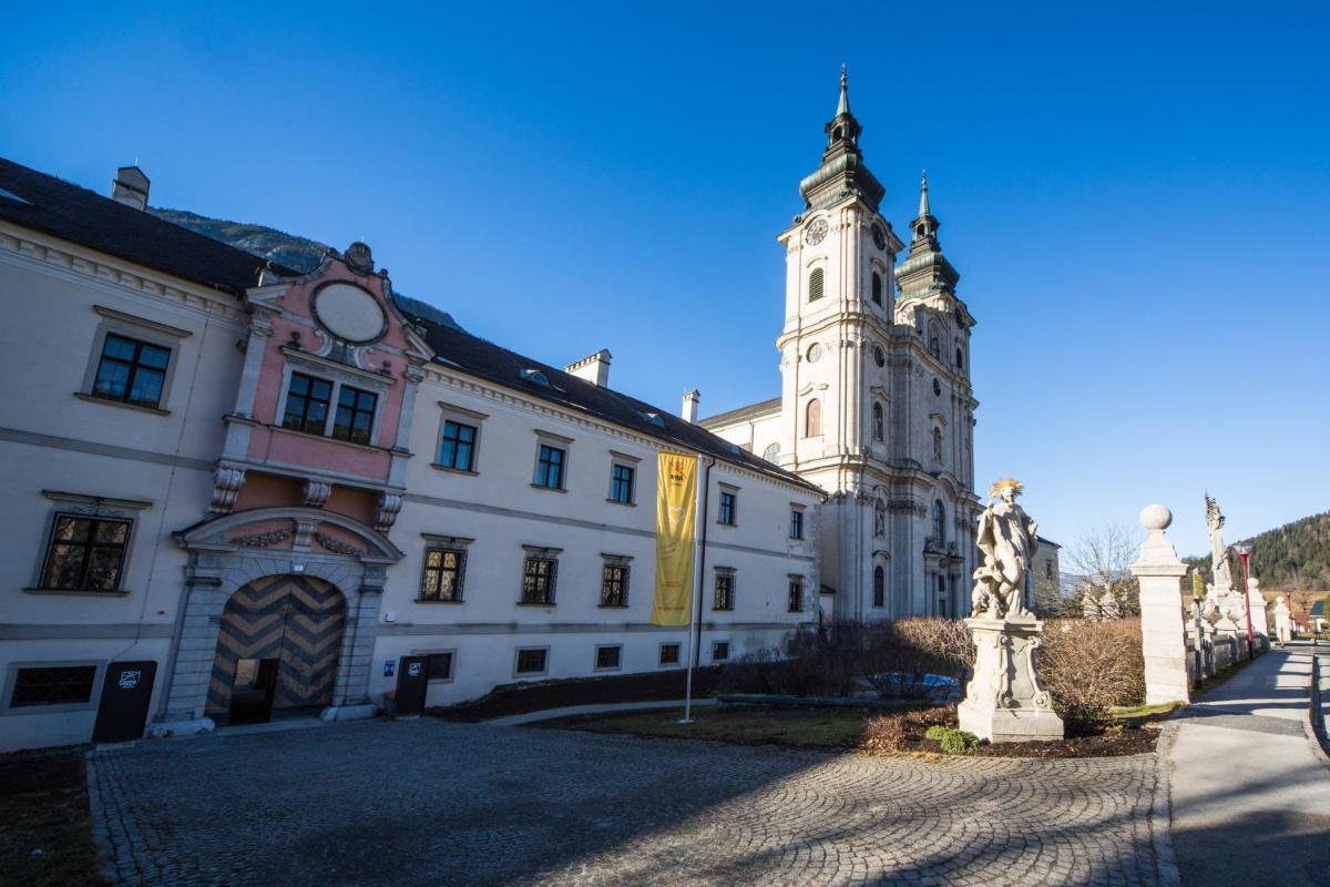JUFA Hotel Spital am Pyhrn - Housity