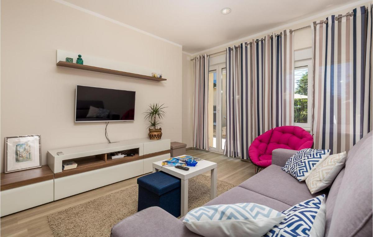 1 Bedroom Stunning Apartment In Lovran - Housity