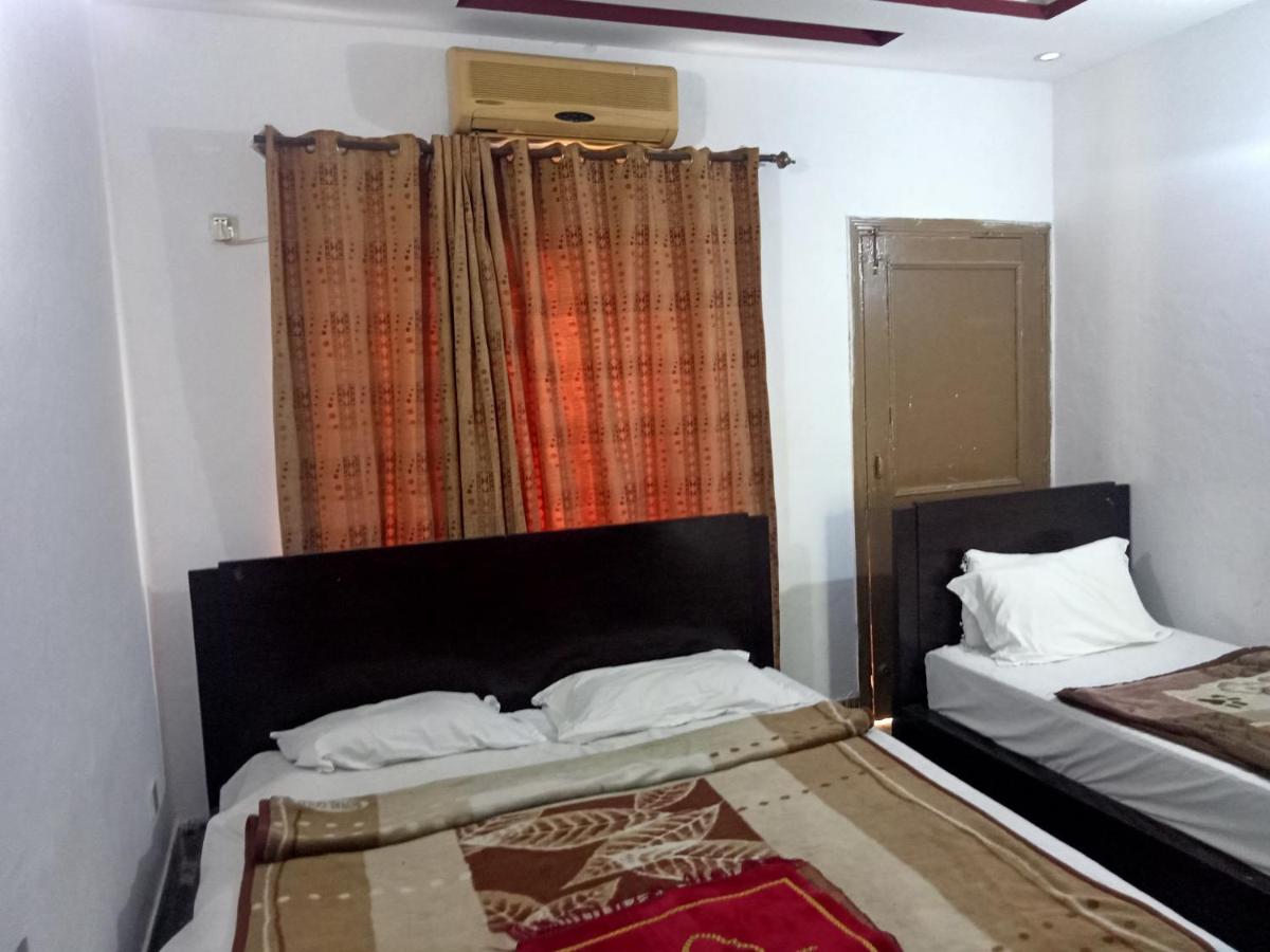 New White Rose Guest House - Housity