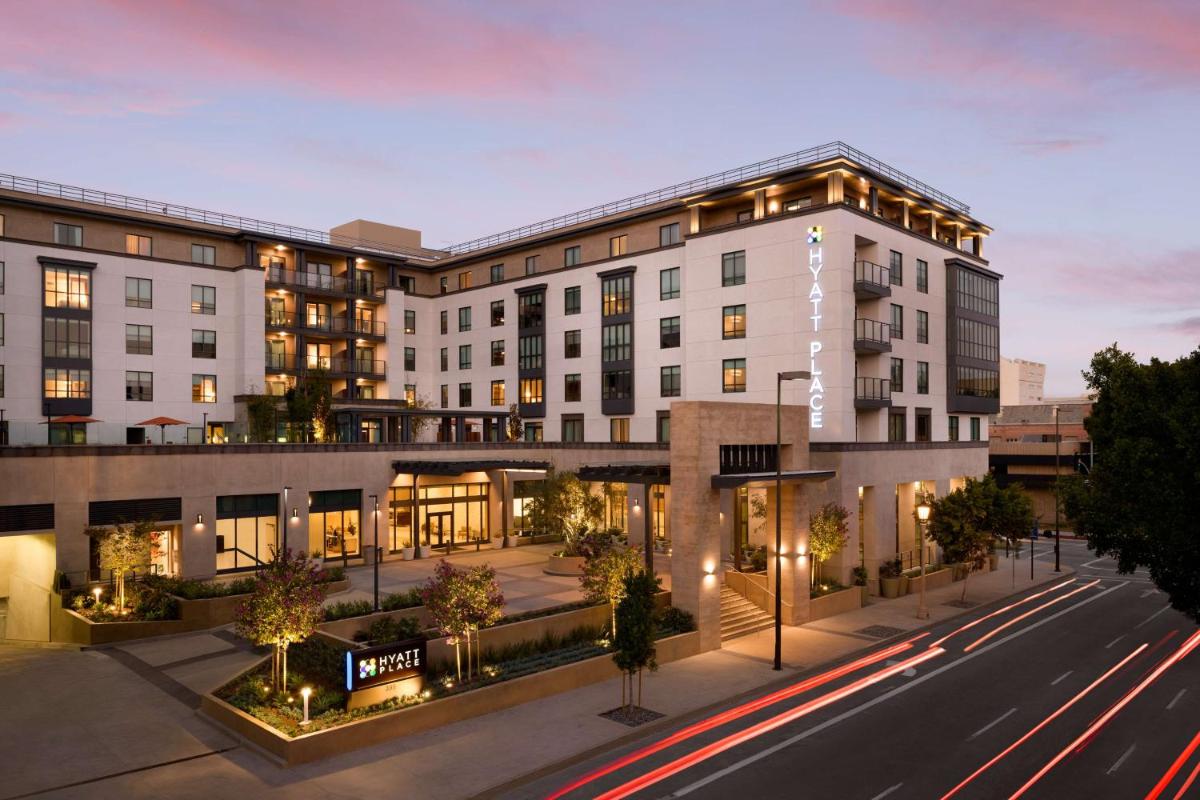 Hyatt Place Pasadena - Housity