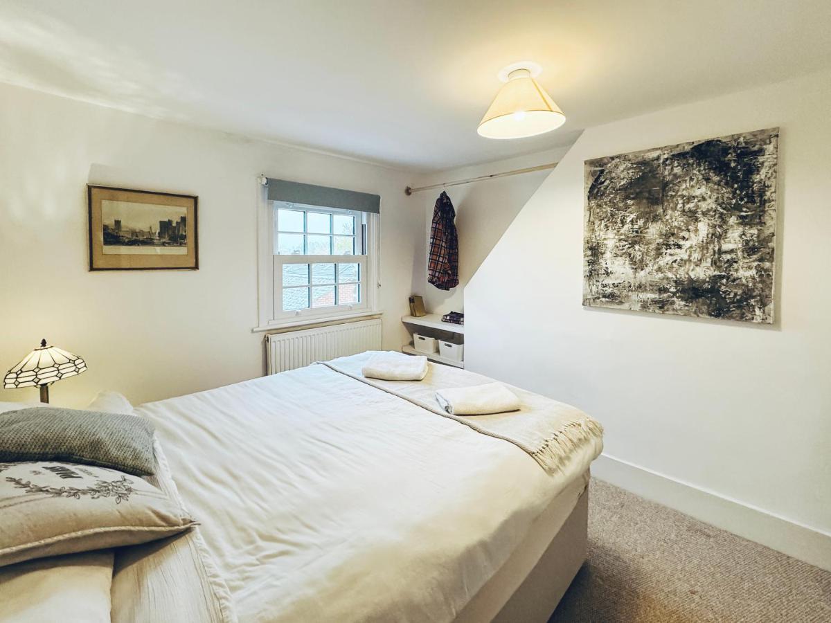 St Clements Guesthouse - Housity