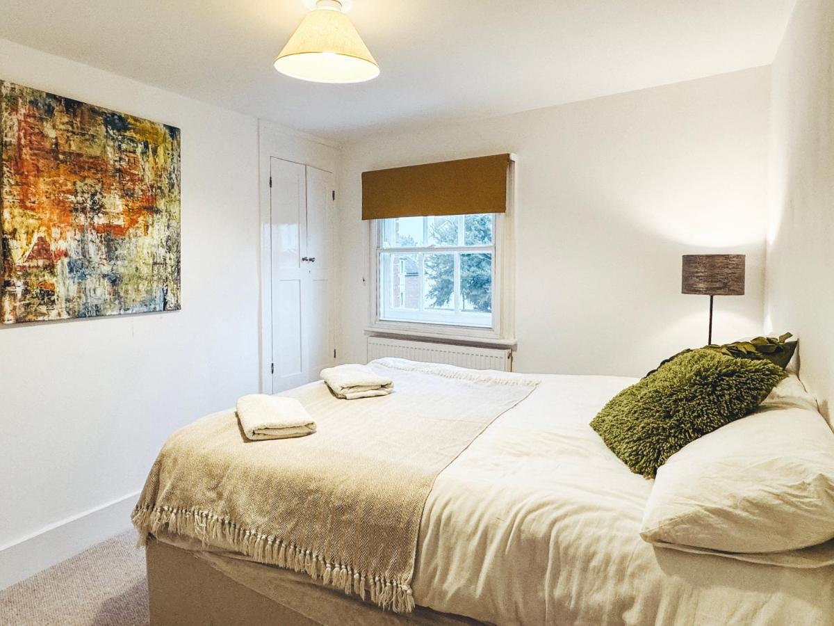 St Clements Guesthouse - Housity