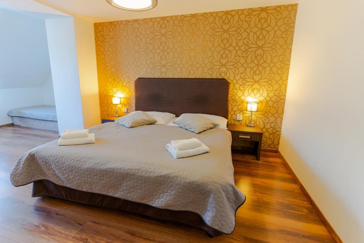 Hotel Ostredok - Housity