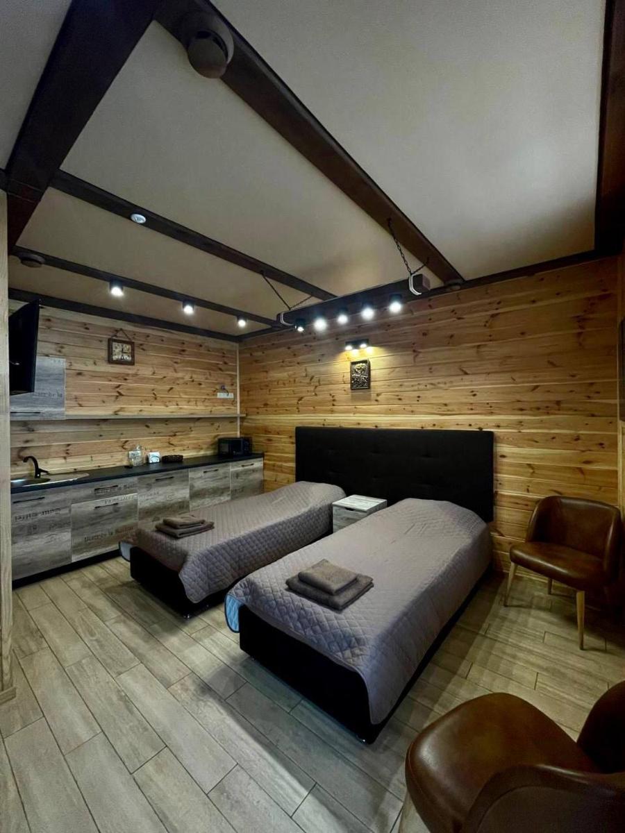 Готель Otelnov - Housity