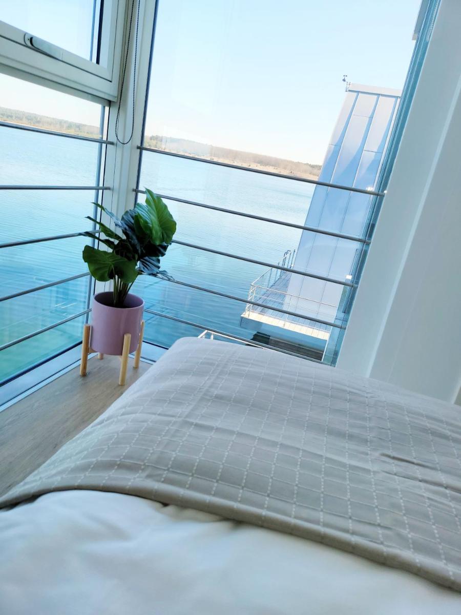 schwimmende Ferienwohnung Rooftop - Hizvo