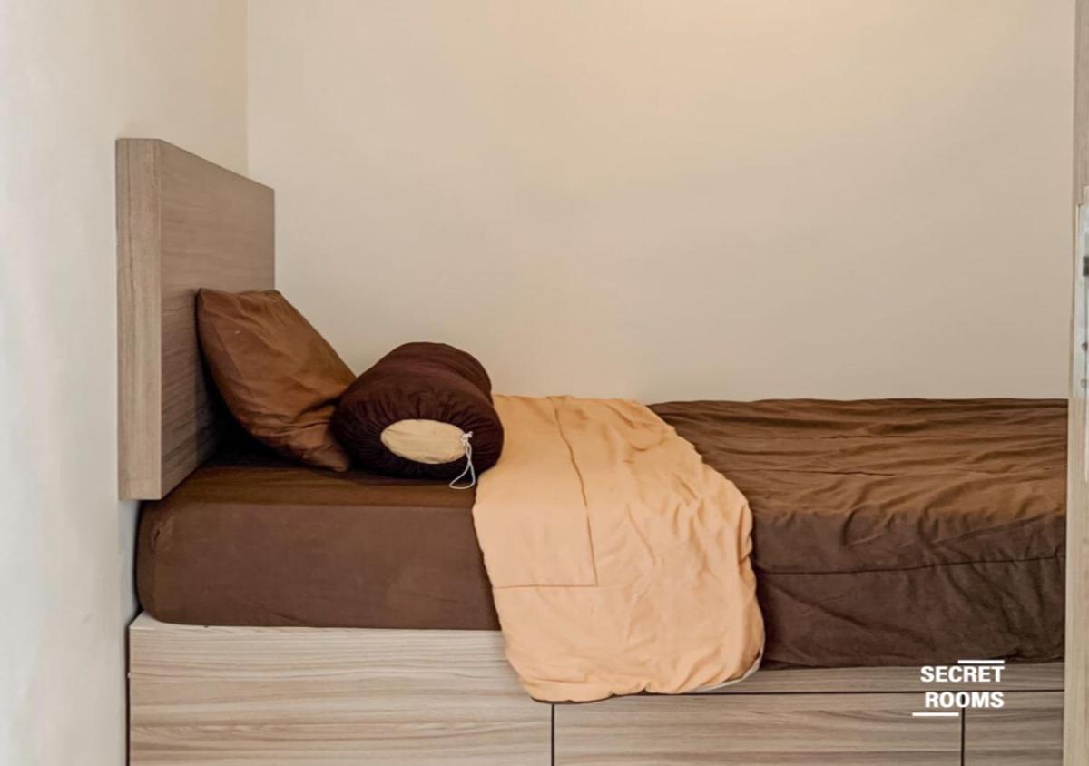 The Jarrdin Apartement by Secret Rooms - Housity