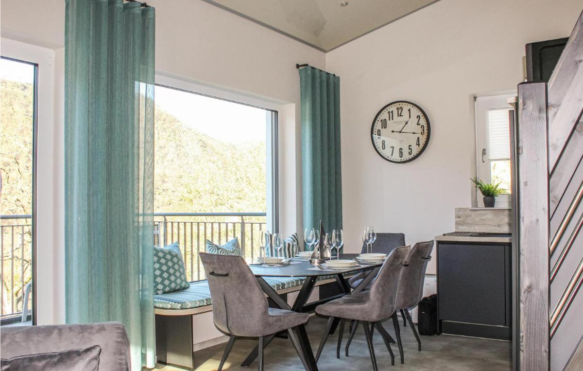 Lovely Apartment In Burgen With Wifi - Housity
