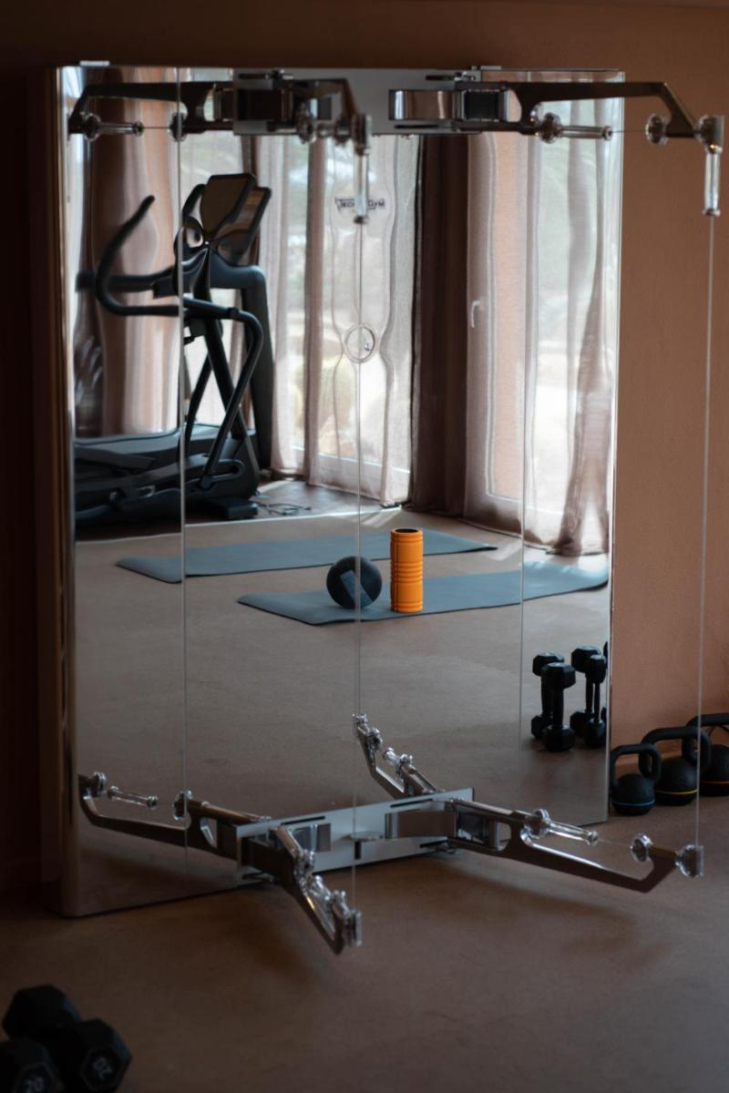 Gimnasio o instalaciones de fitness de Bikini Island & Mountain Hotel Es Trenc -Adults only-