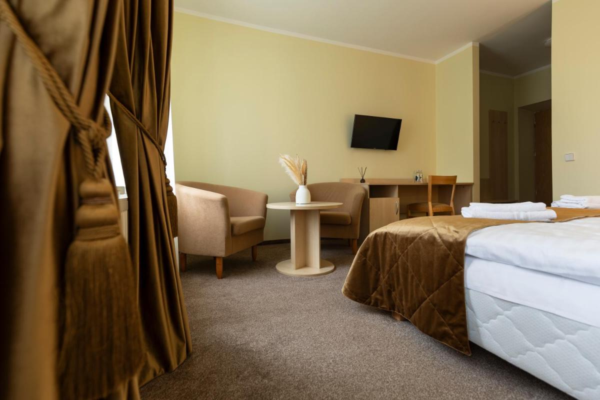 Domus Hotel - Housity