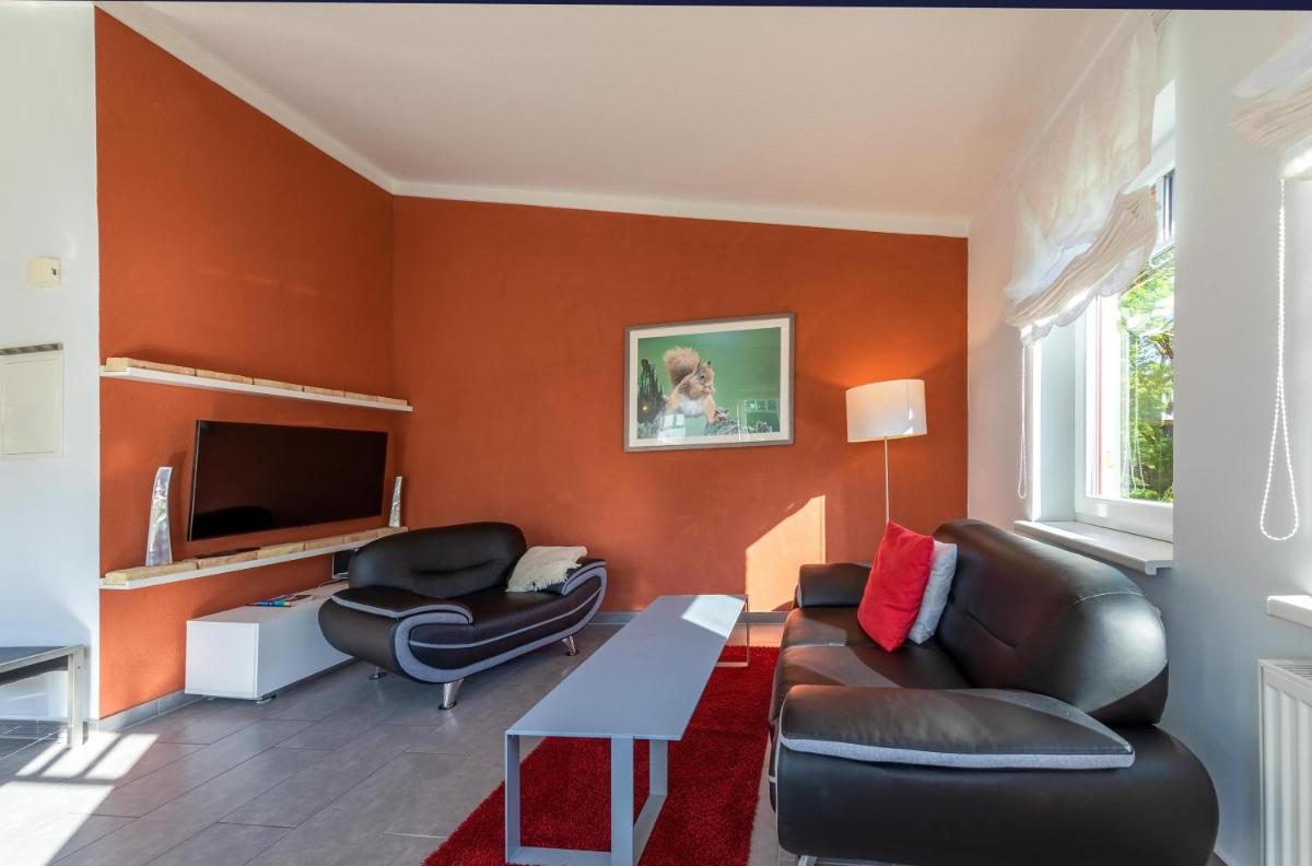 Scheune am Loppiner See - Housity