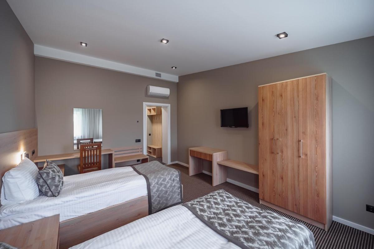 Rudison Hotel & Restaurant - Housity