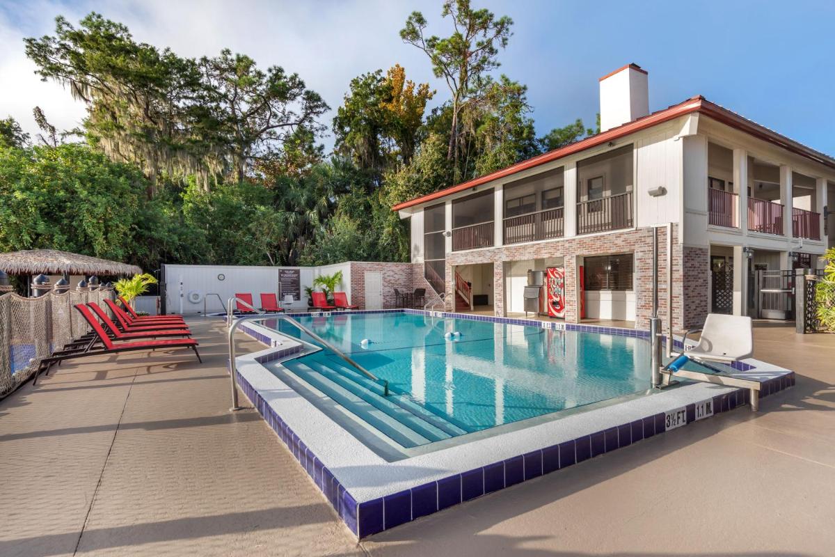 Bryan's Spanish Cove - Housity