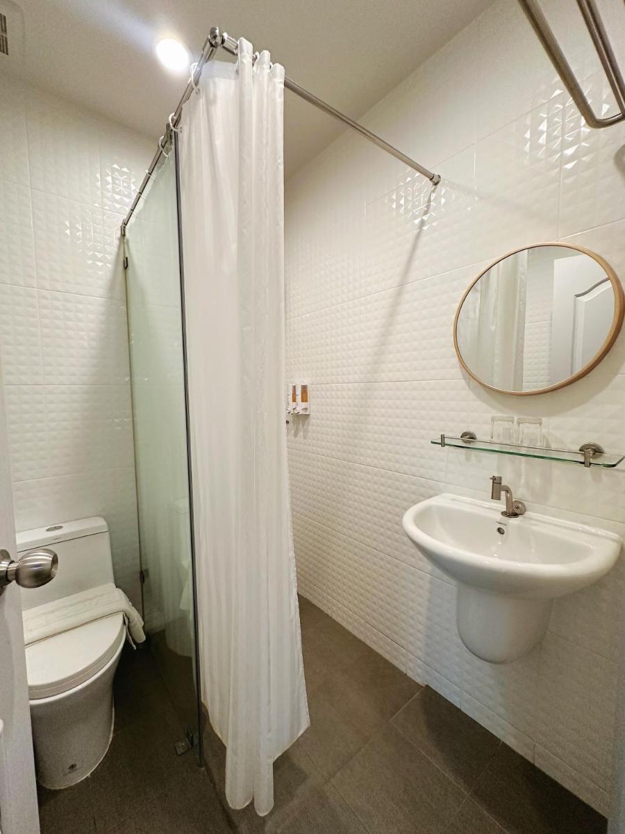 CozyHouse near MRT QSCC Convention Center 4BR 10ppl - Housity