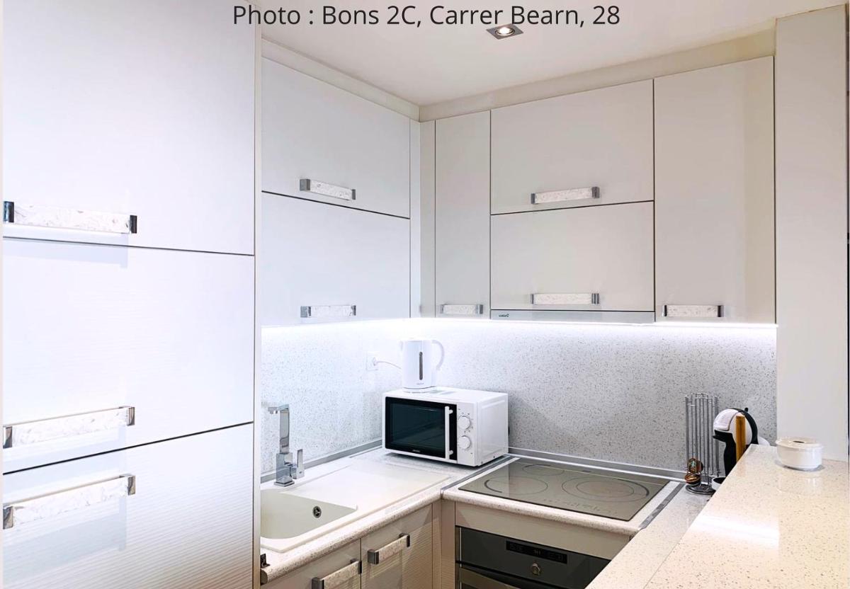 AC Apartaments Centre - Housity
