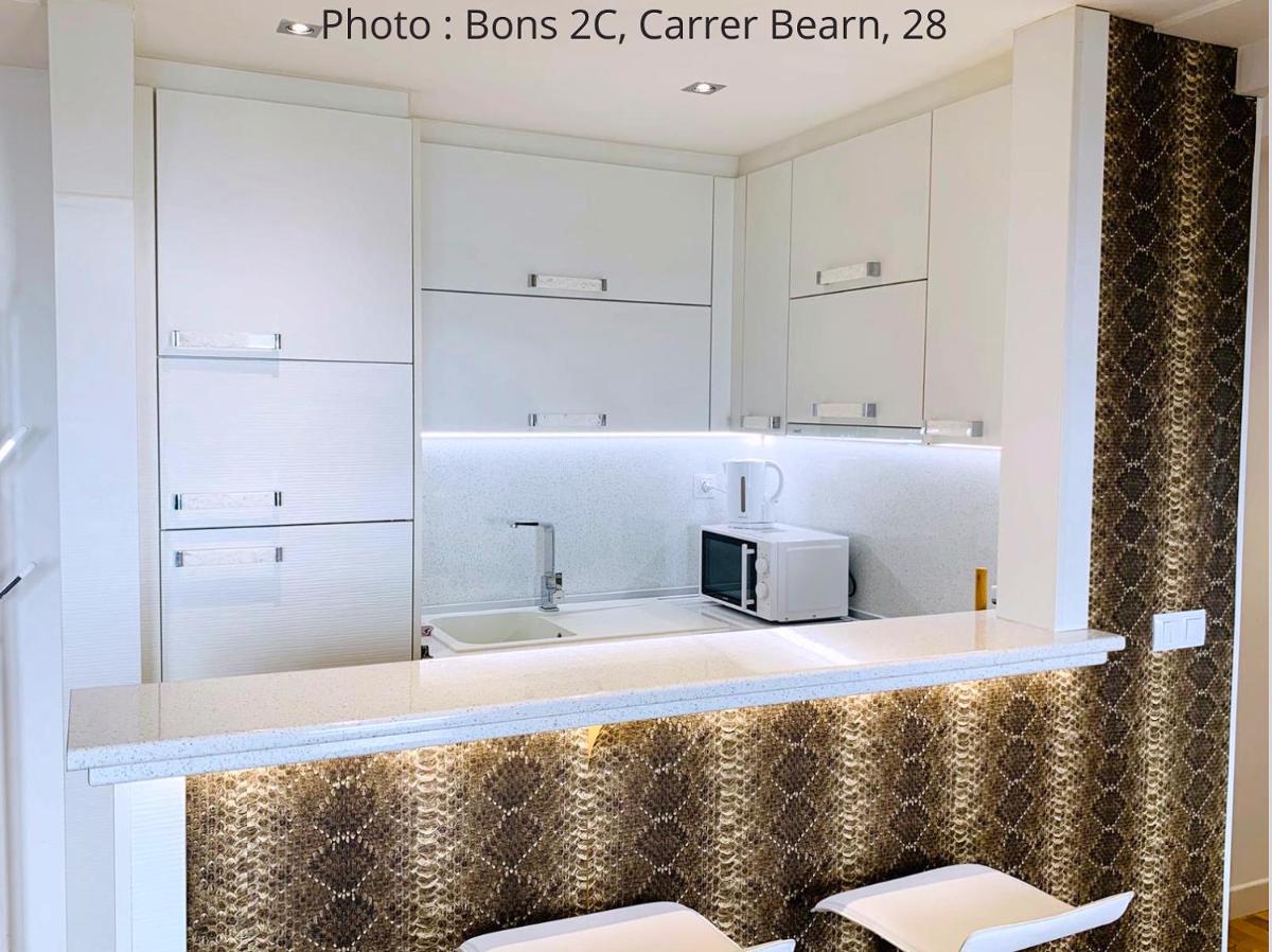 AC Apartaments Centre - Housity
