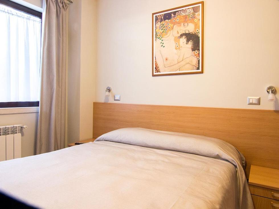 Chez Nous - Housity