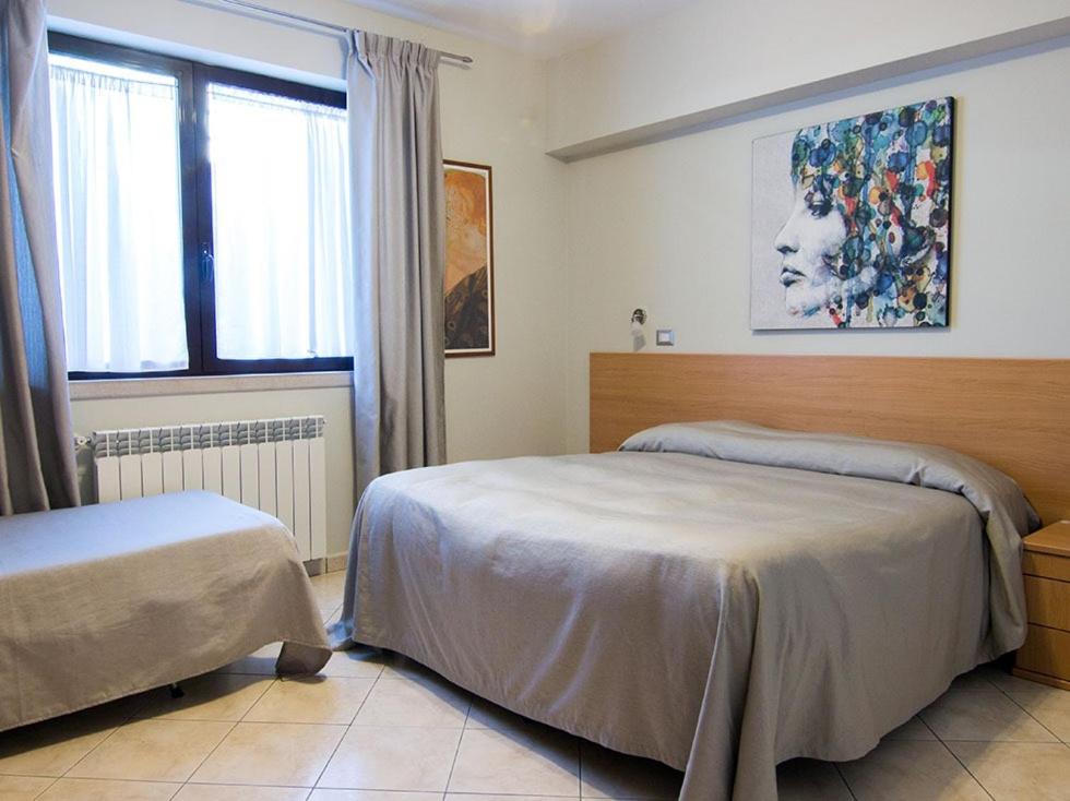 Chez Nous - Housity