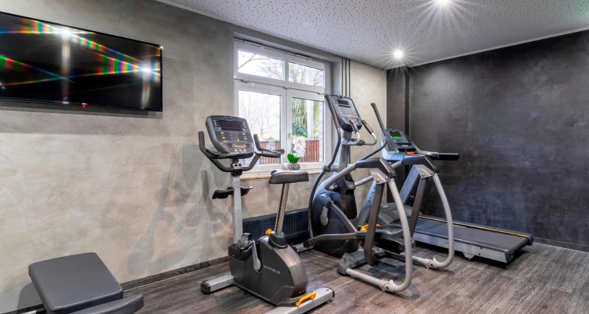 PLAZA Premium Parkhotel Norderstedt - Housity