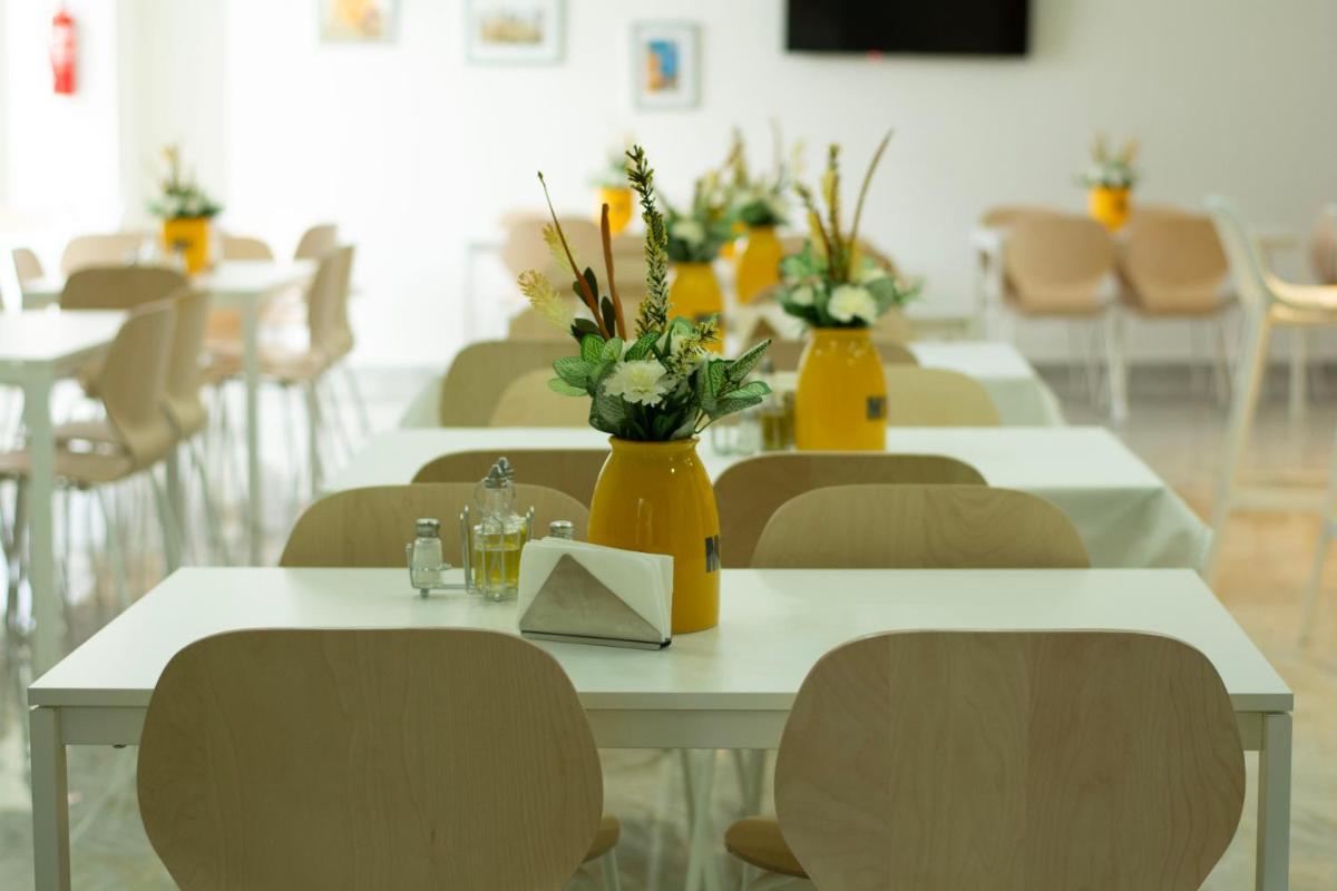 Hotel Dominican Barcelona - Housity