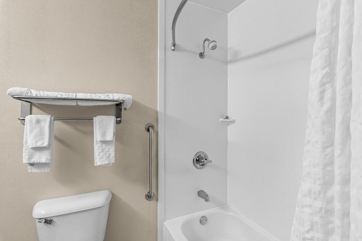 Best Western Presidential Hotel & Suites - Housity