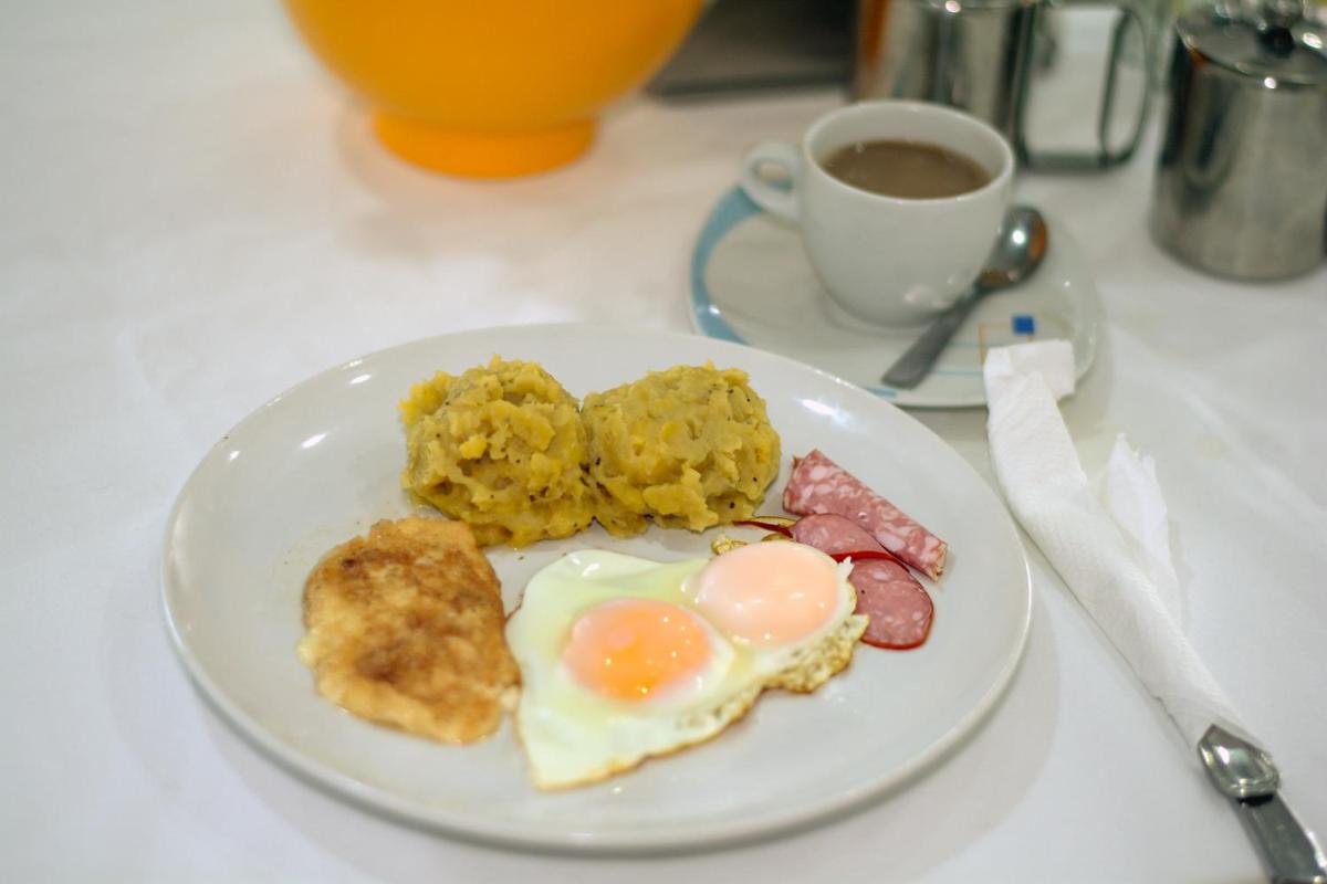 Hotel Dominican Barcelona - Housity