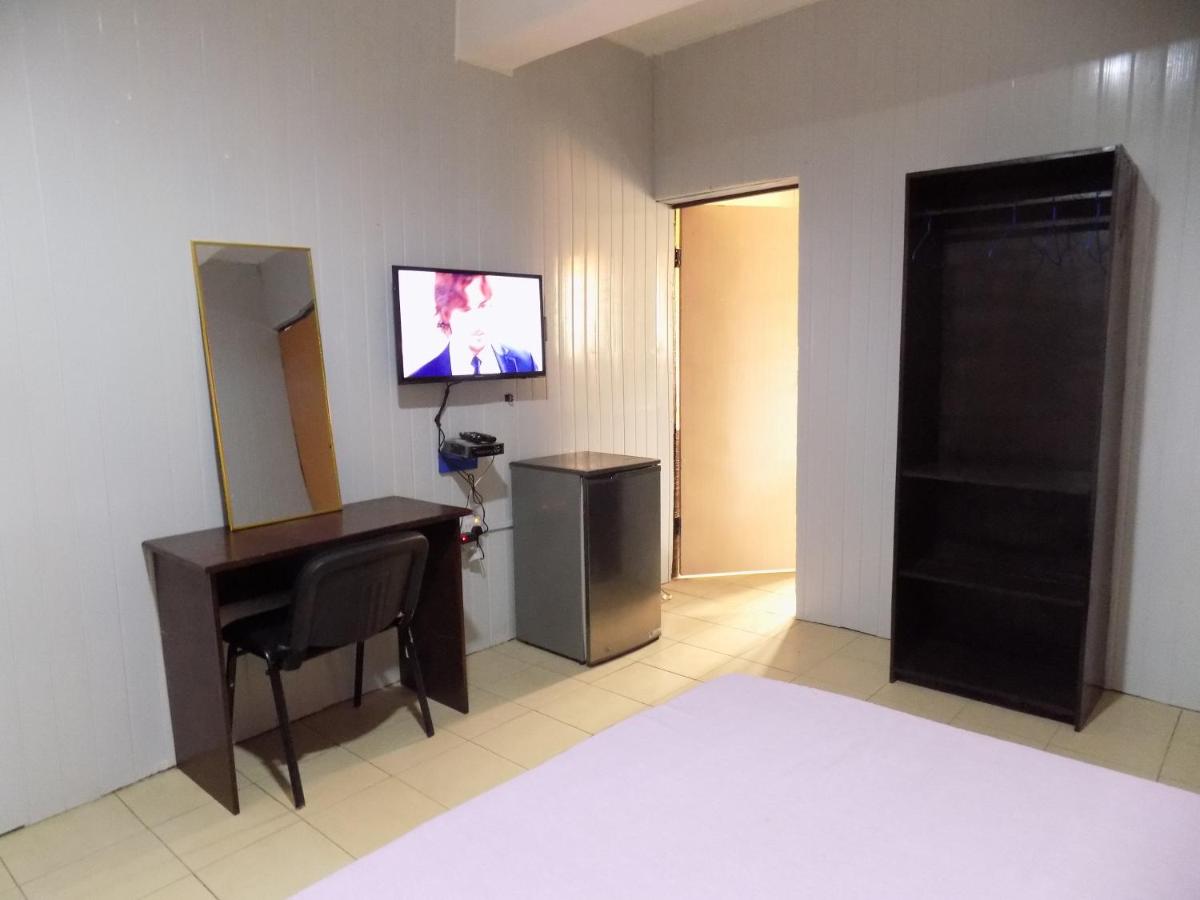 Posh Apartments and Hotel - Housity