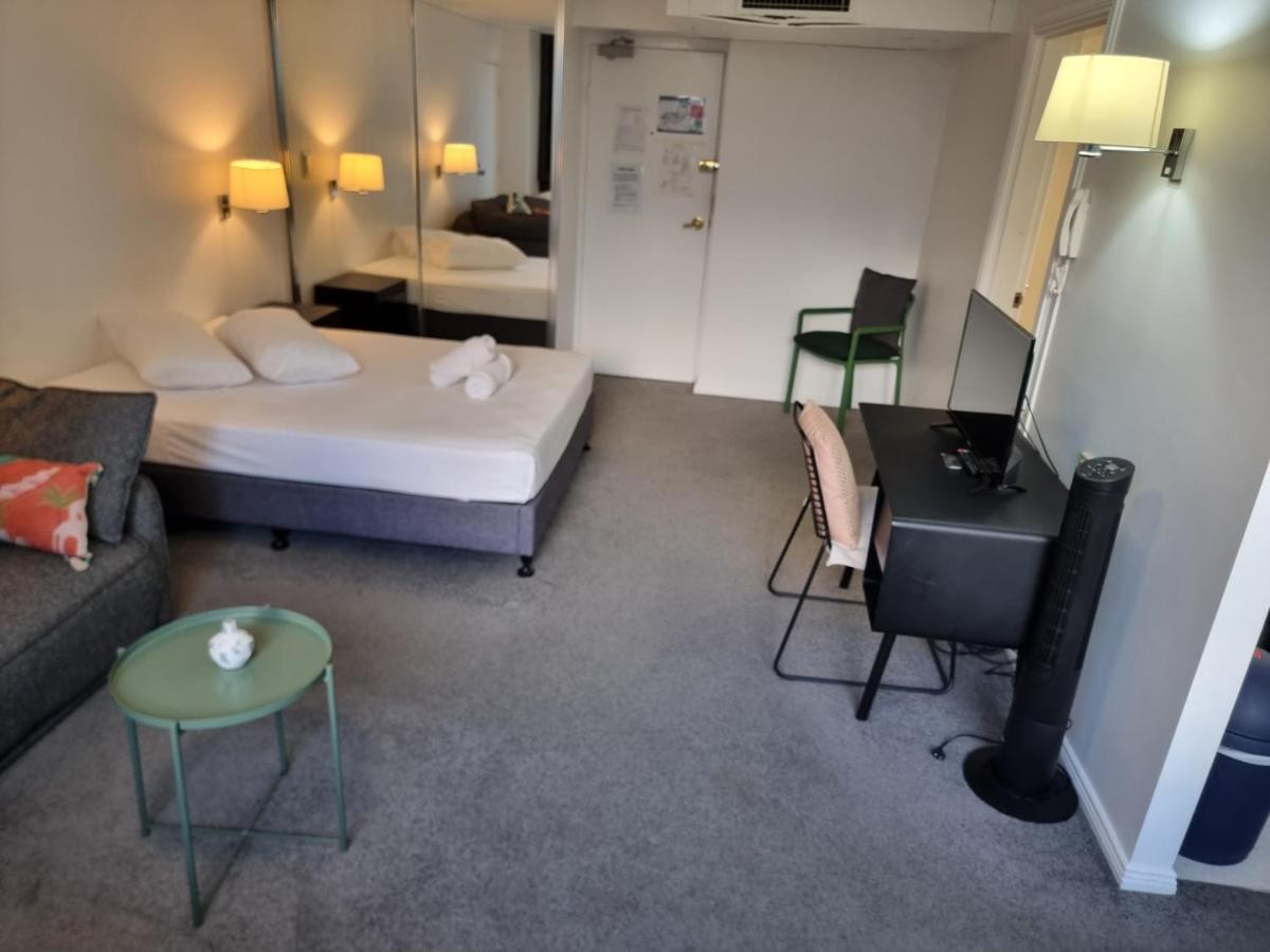 Accommodation Sydney - Hyde Park Plaza 38 College St Sydney - Housity