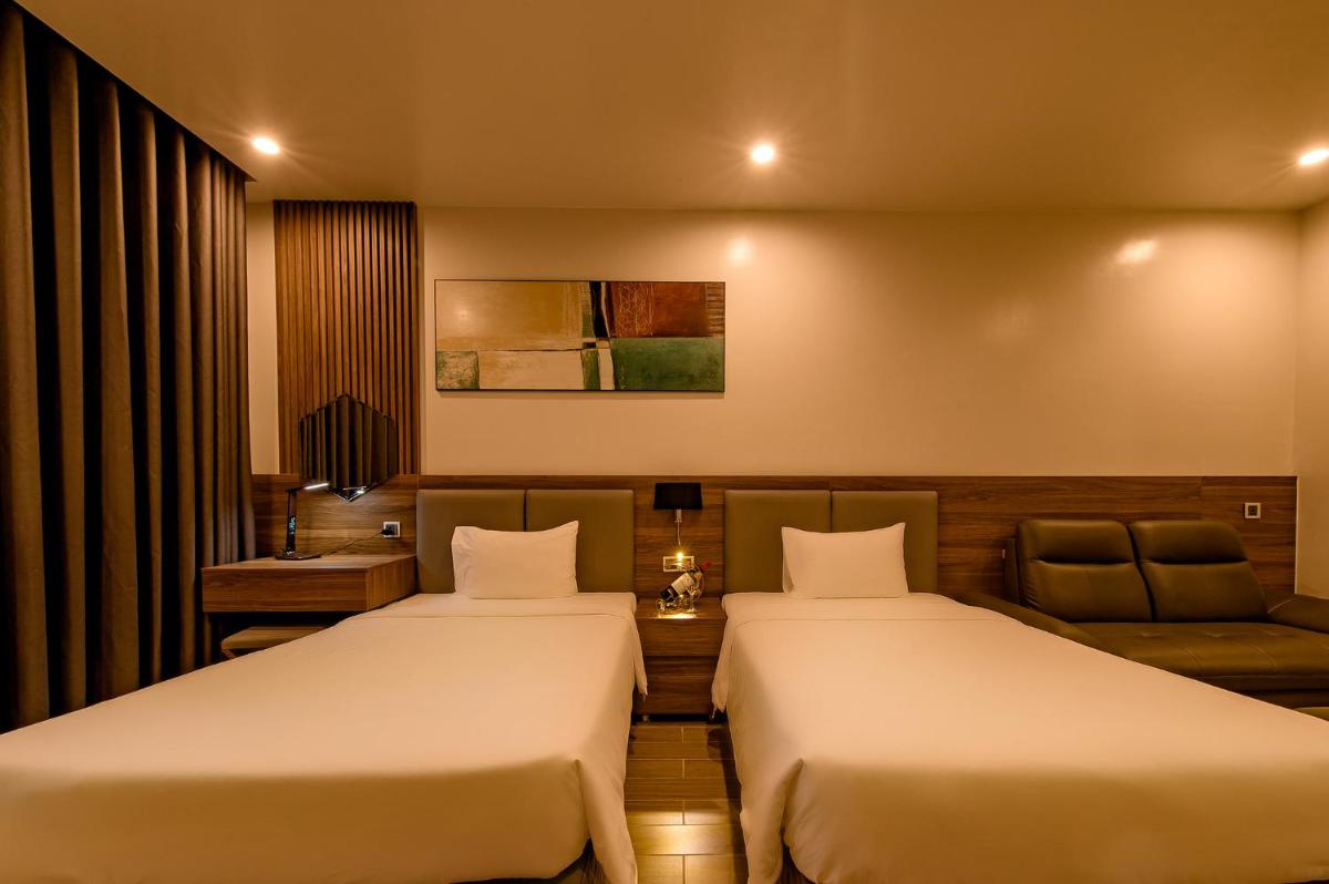 ZEN RIVERSIDE HOTEL & RESIDENCES - Housity