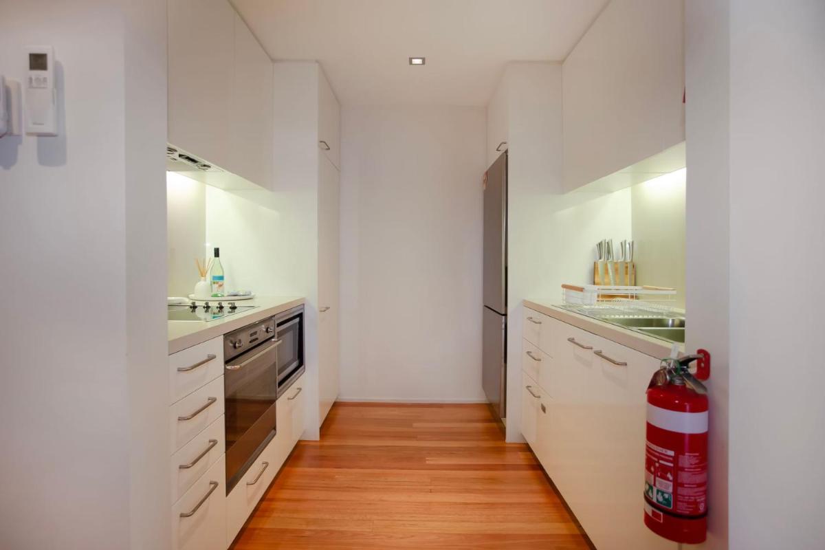 Beachfront on Bennetts Beaches Apartment 4 - Housity