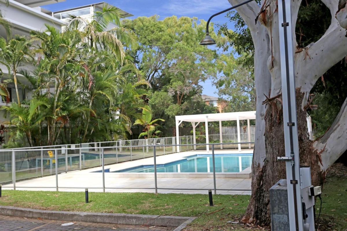 Beachfront on Bennetts Beaches Apartment 4 - Housity