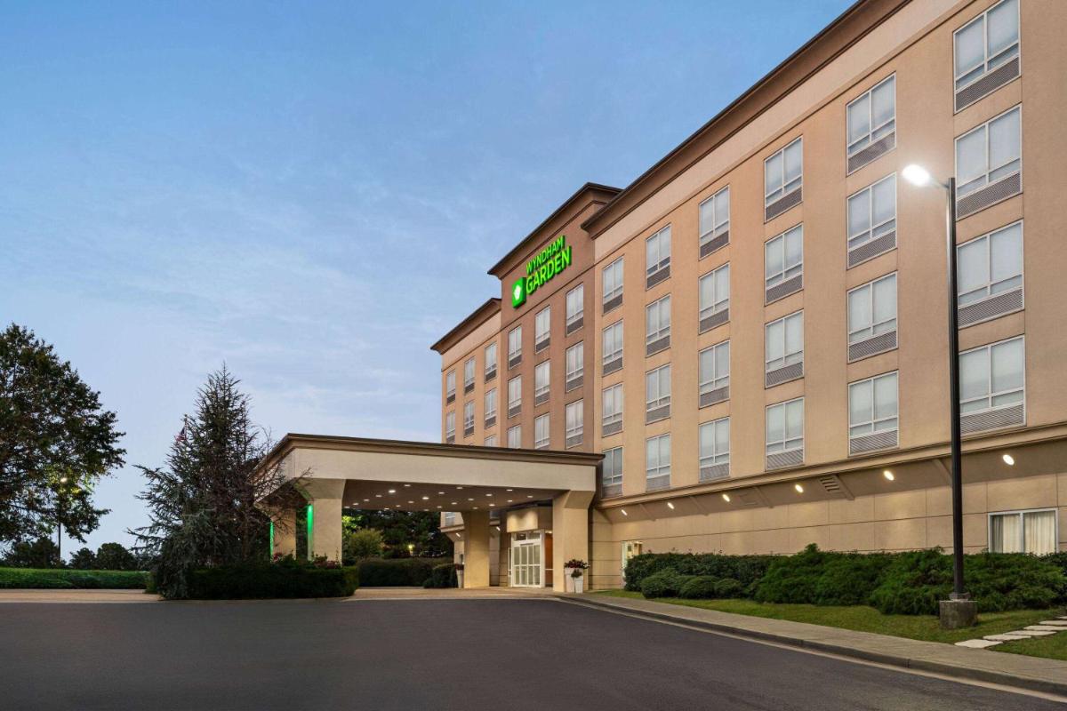 Wyndham Garden Duluth - Housity