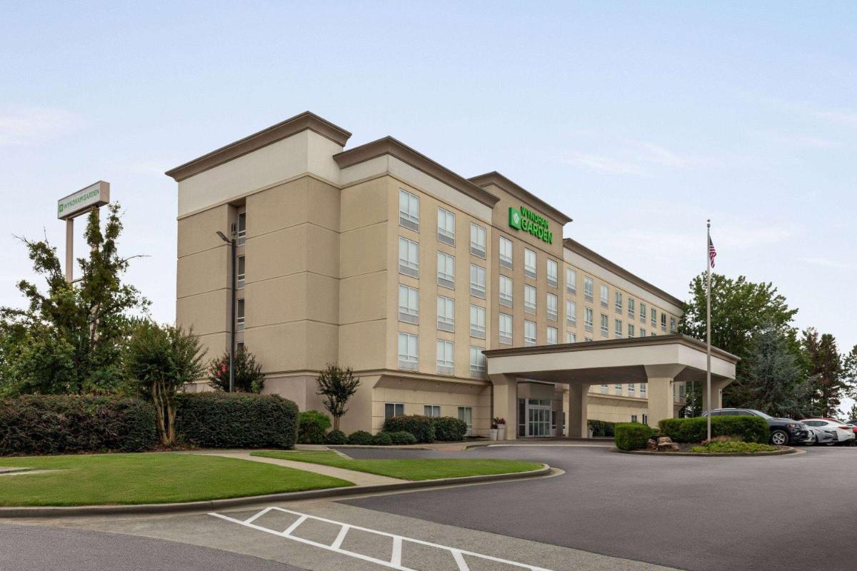 Wyndham Garden Duluth - Housity