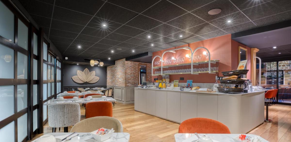 Nourriture dans l'hôtel ou à proximité