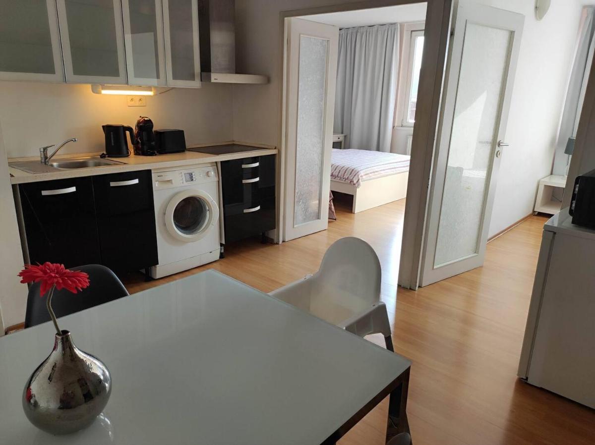 Golden Family Apartments - Housity