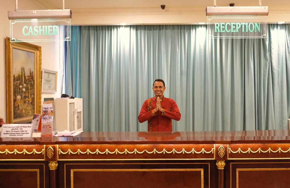 Hotel Indah Palace Solo - Hizvo