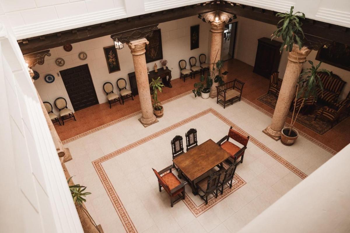 Casa de los Acacio - Housity