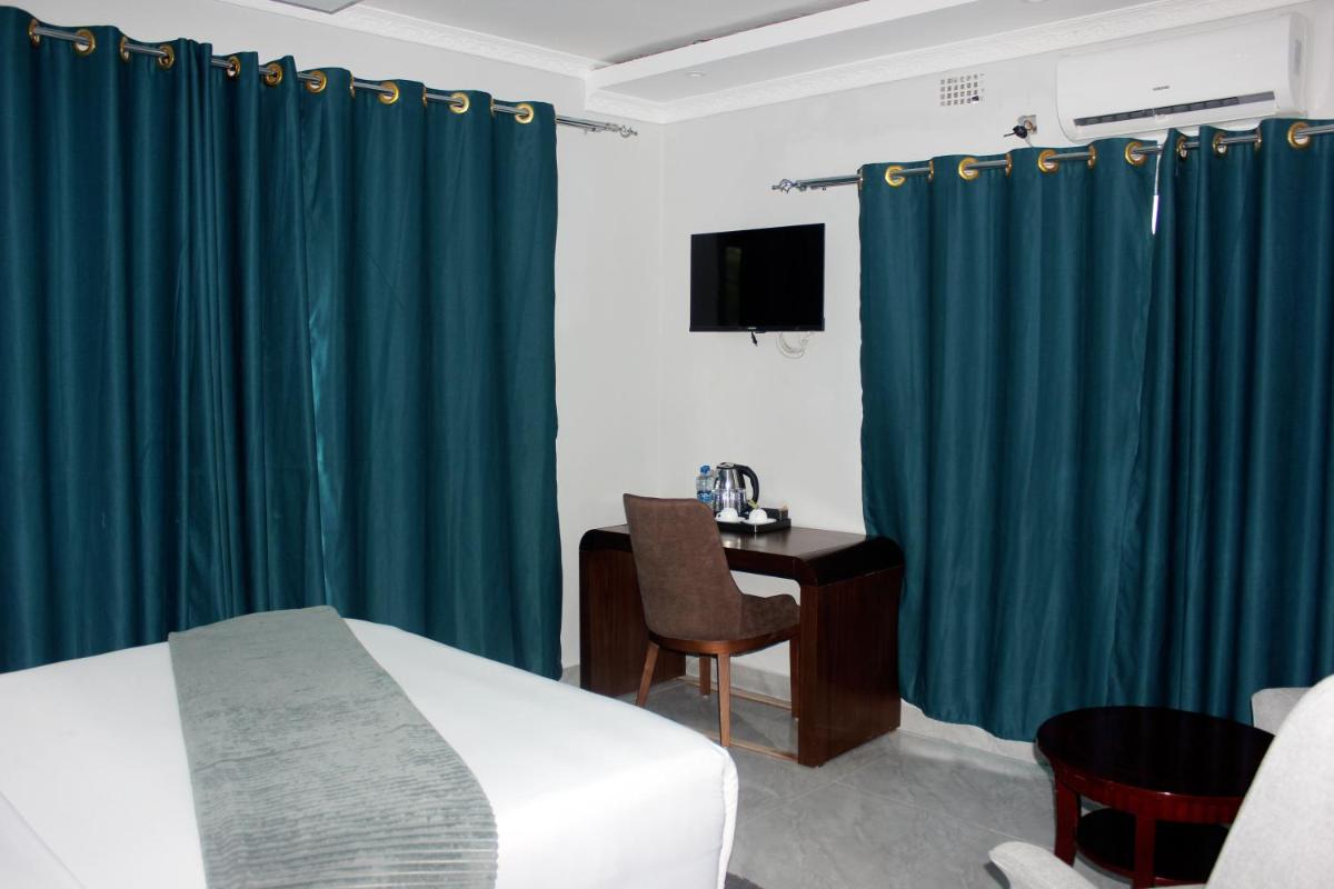 Fatmols Hotels - Housity