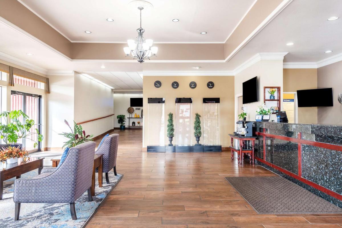 Best Western Cascadia Inn - Housity