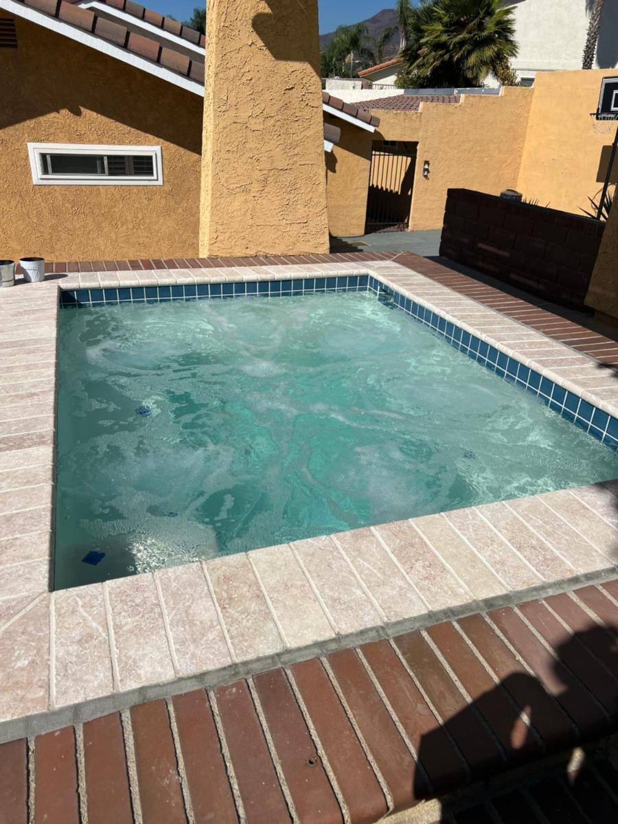 Beautiful Foothill Home - Housity