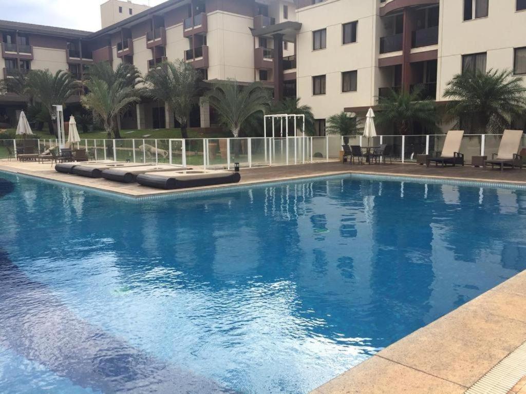 Flat Life Resort com vista do Lago - Housity