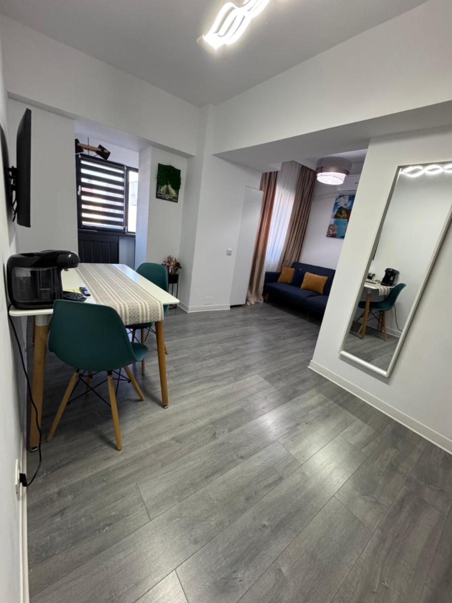 Central Apartment - Housity