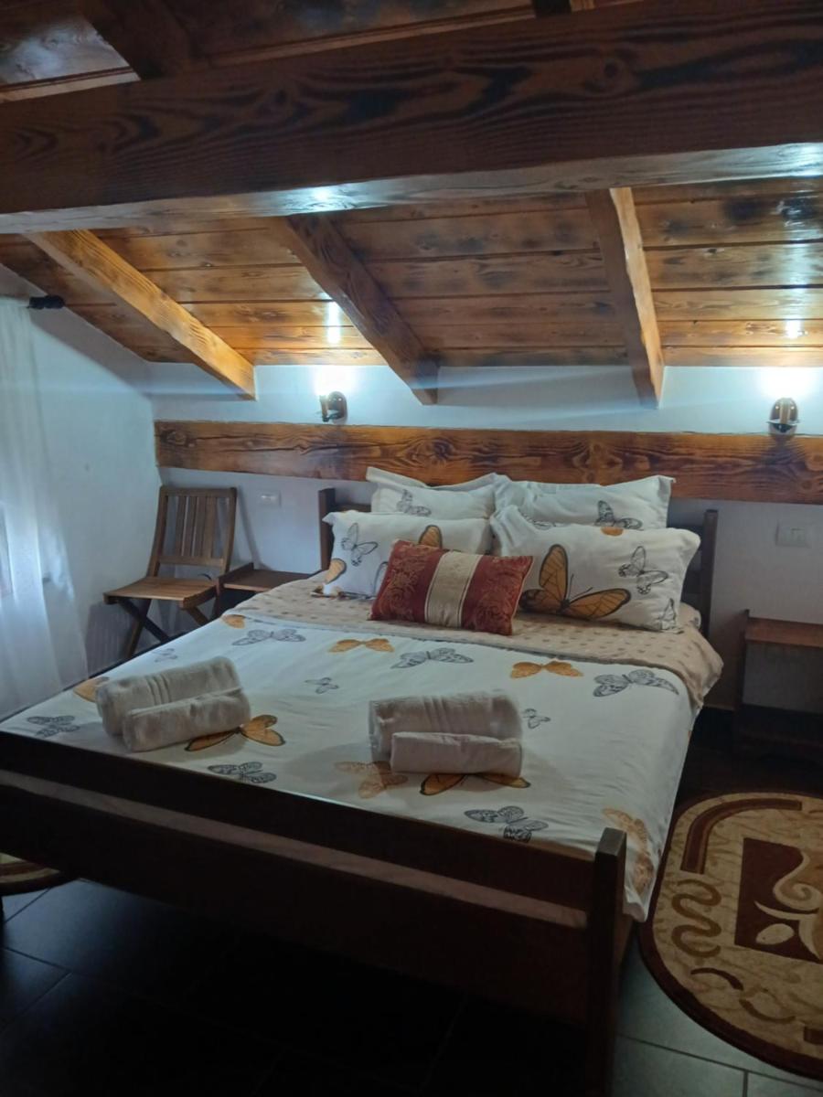 Cabana Barbu - Housity